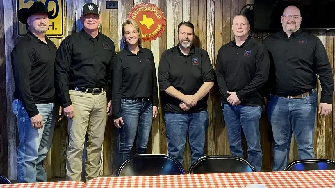 group photo Good Contractors Restoration 